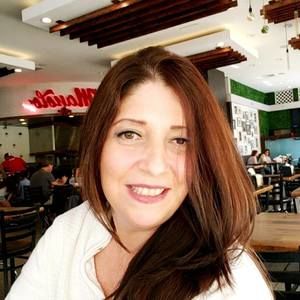 Meet your Posher, Janet